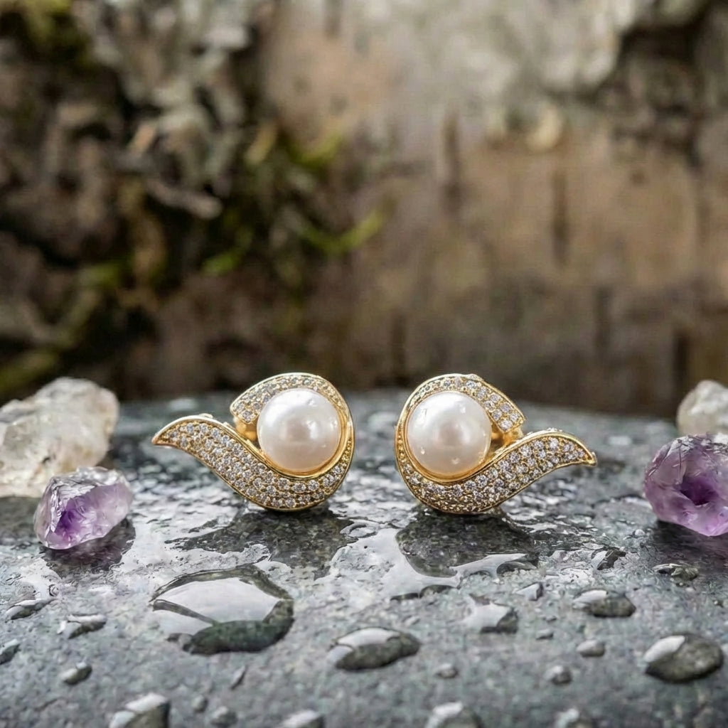 Bright Pearl Zirconia Earrings