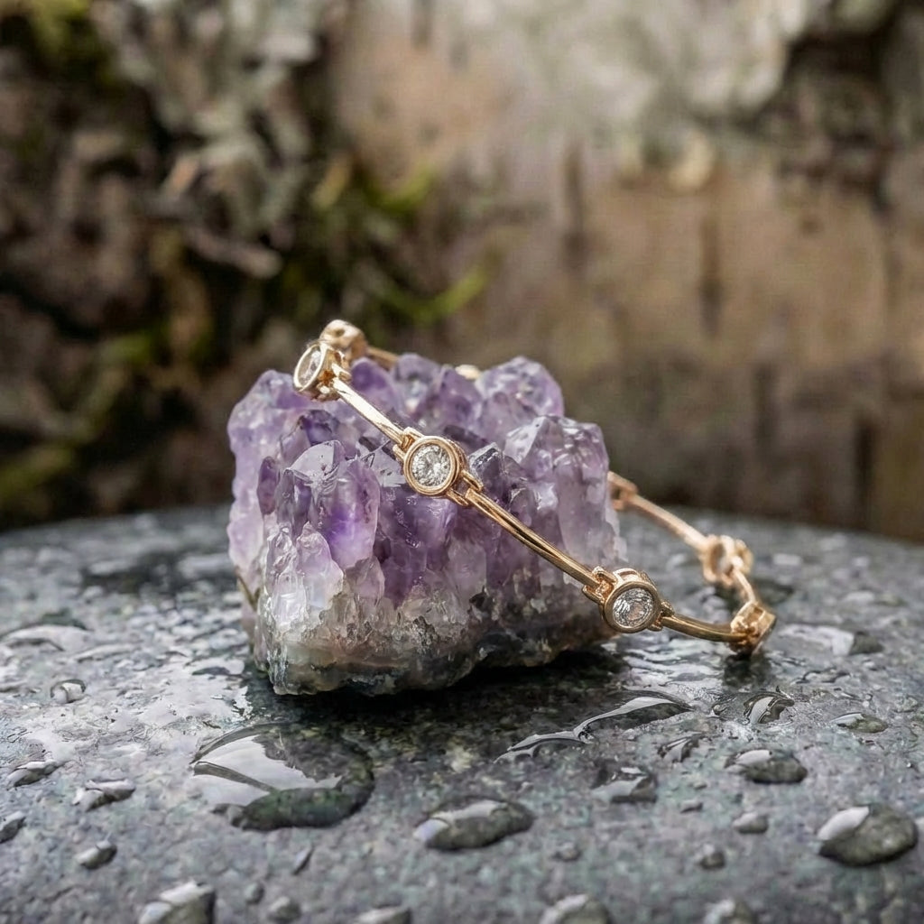 Elegant Bracelet With Zirconias In Gold