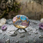 A Vintage Exotic Feather Crystal Ring