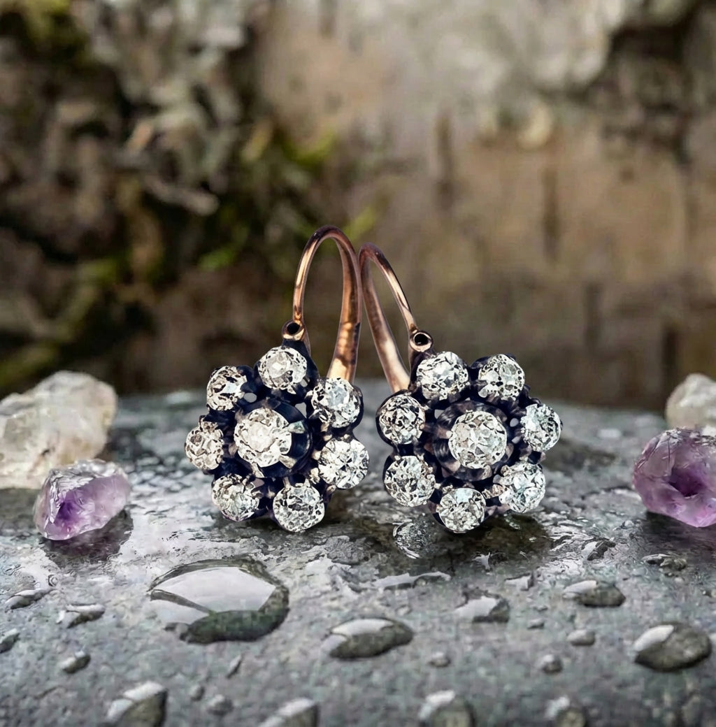 A Vintage Rounded Bright Flower Earrings Set