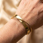 Classic Golden Bracelet