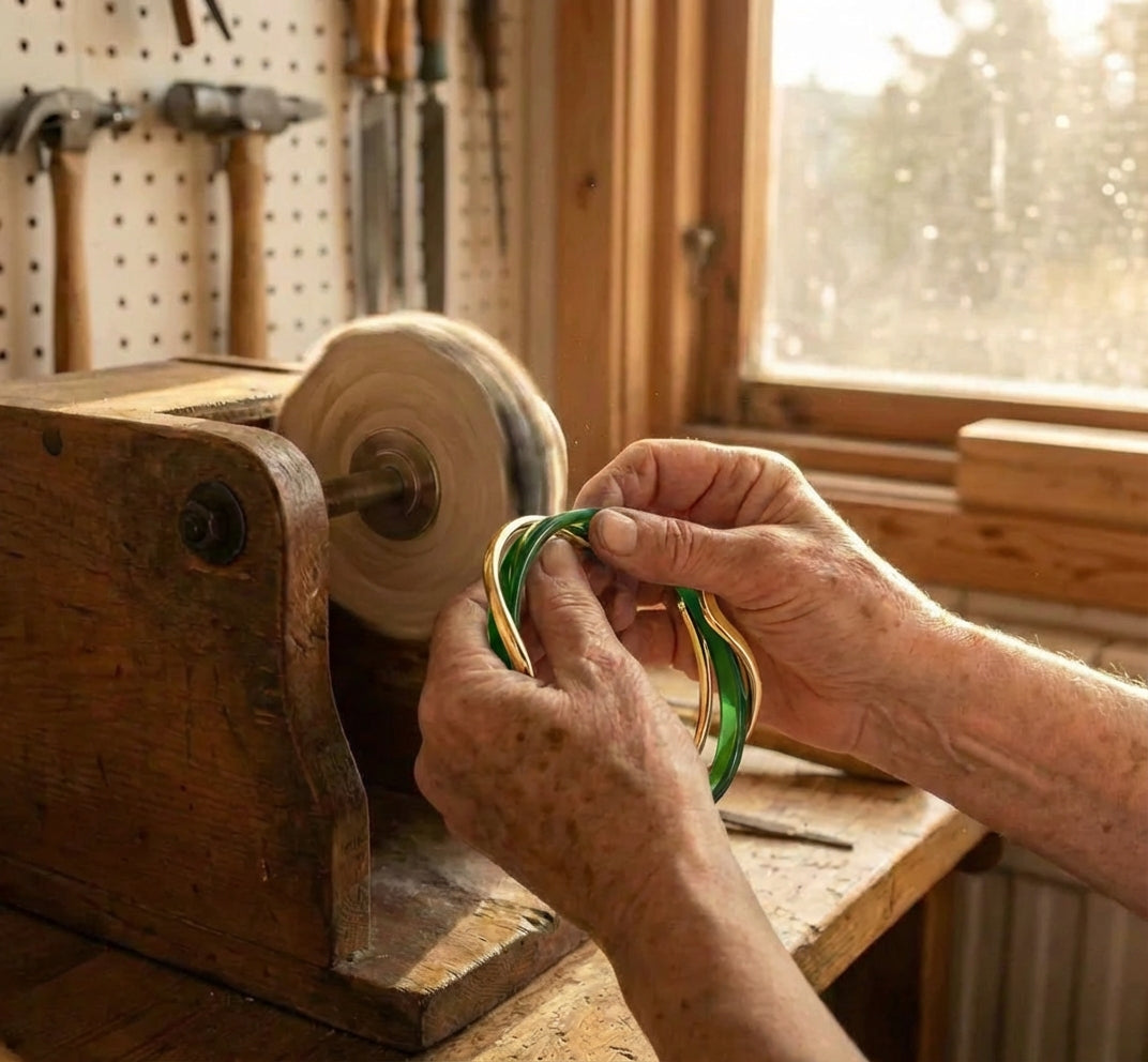 Green Shellfish Bangles Bracelet