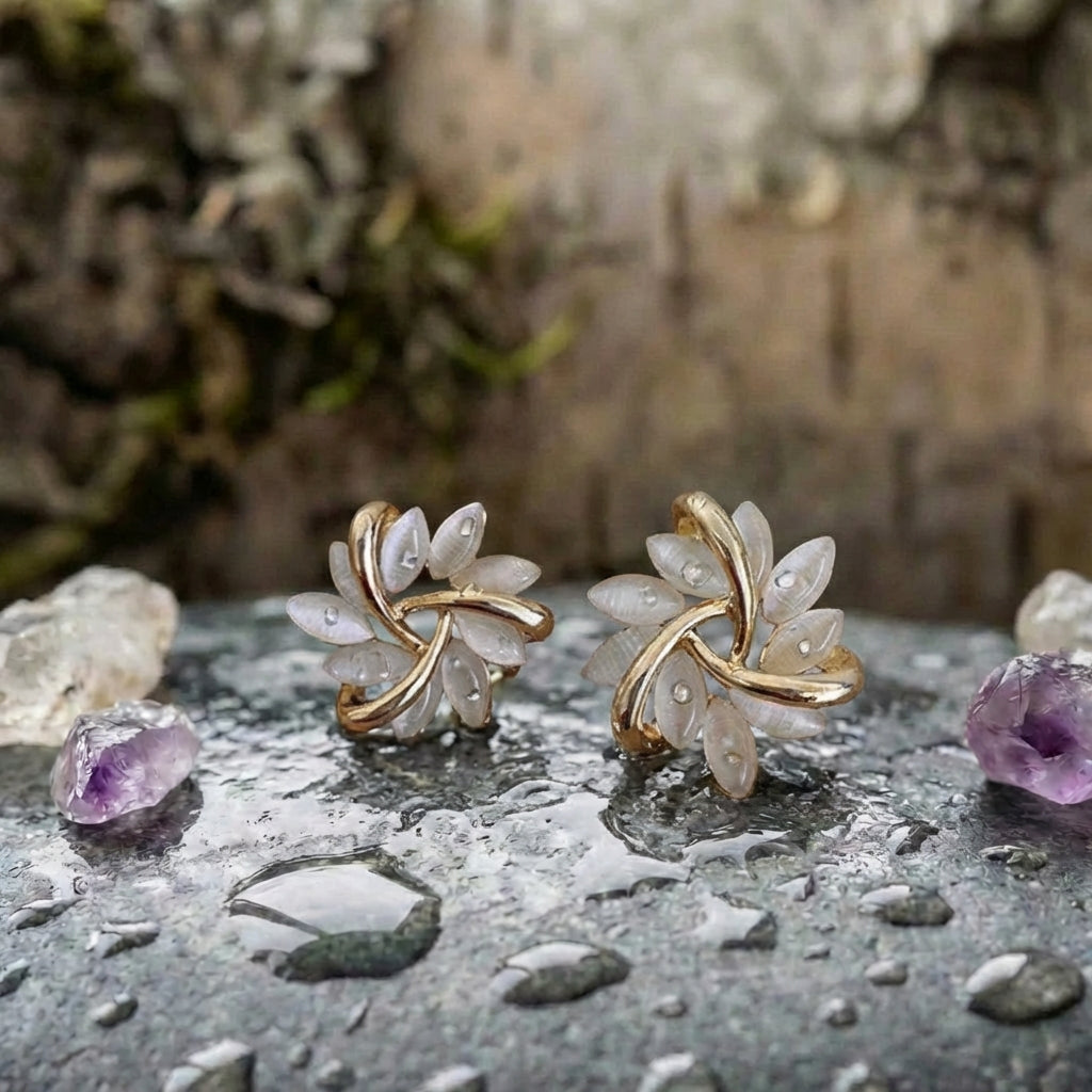 Luxury White Opal Earrings In Gold