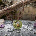 A Vintage Boho Green Wood Bird Pendant Long Necklace