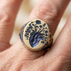 A Vintage Blue Flower Gold Ring