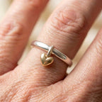 A Vintage Dangling Heart Silver Ring