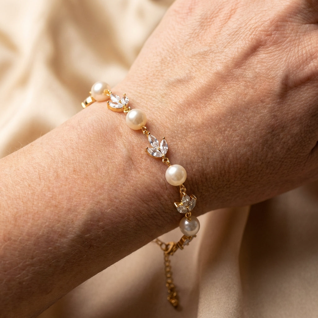 Vintage Pearl & Leaf Gold Bracelet